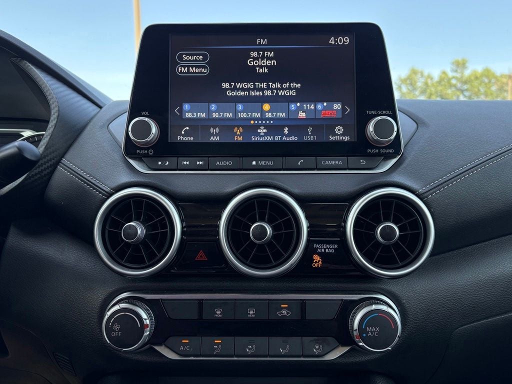 2024 Nissan Sentra SV Xtronic CVT