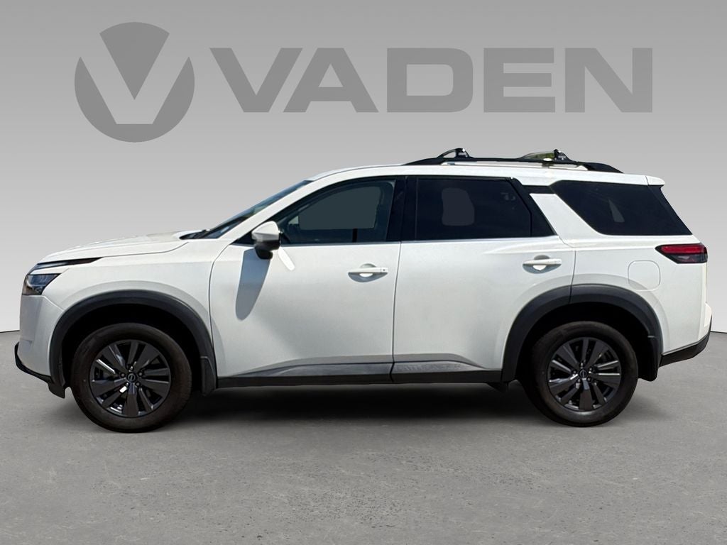 2022 Nissan Pathfinder SV 4WD