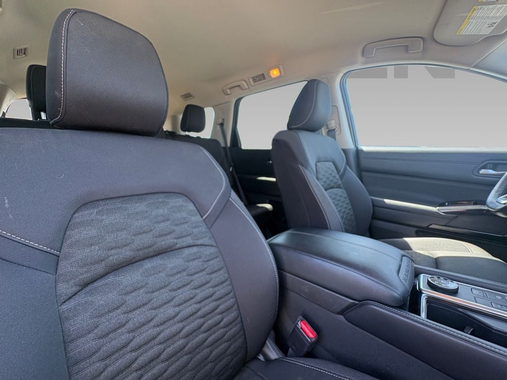 2022 Nissan Pathfinder SV 4WD