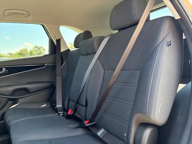 2017 Kia Sorento 2.4L LX