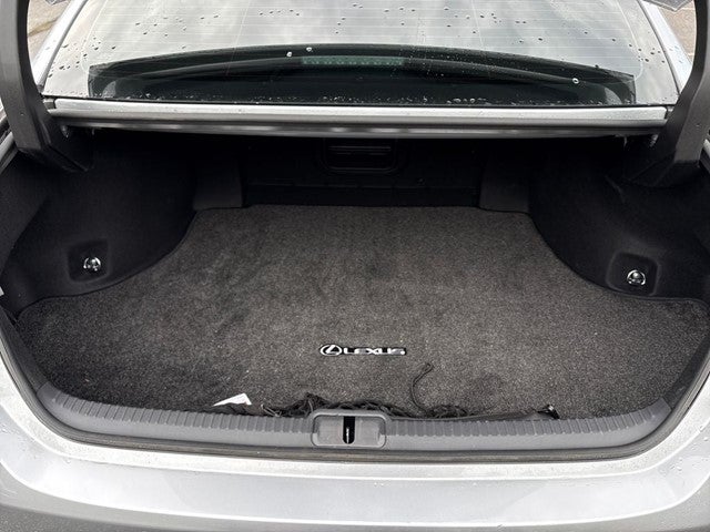 2024 Lexus ES 300h F SPORT Handling