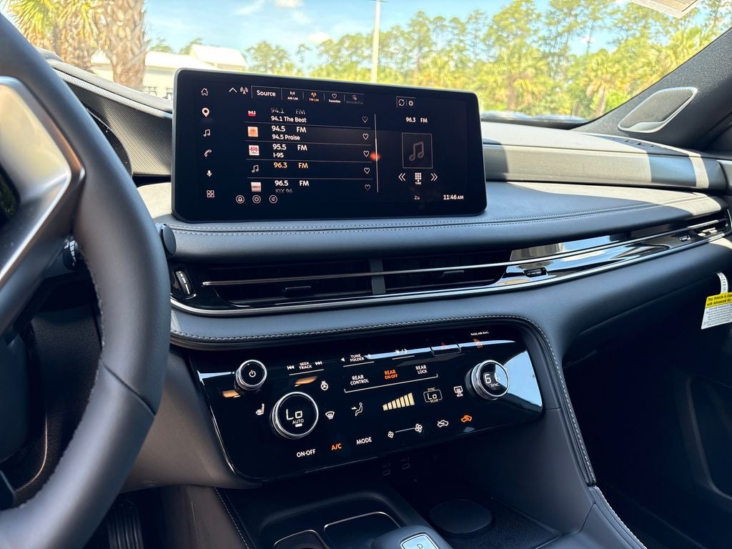 2027 INFINITI QX65 Luxe AWD