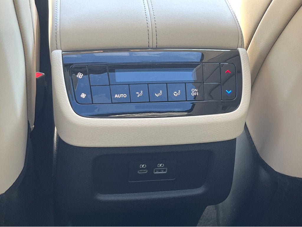 2025 INFINITI QX60 PURE