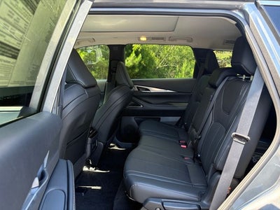 2027 INFINITI QX60 Luxe FWD