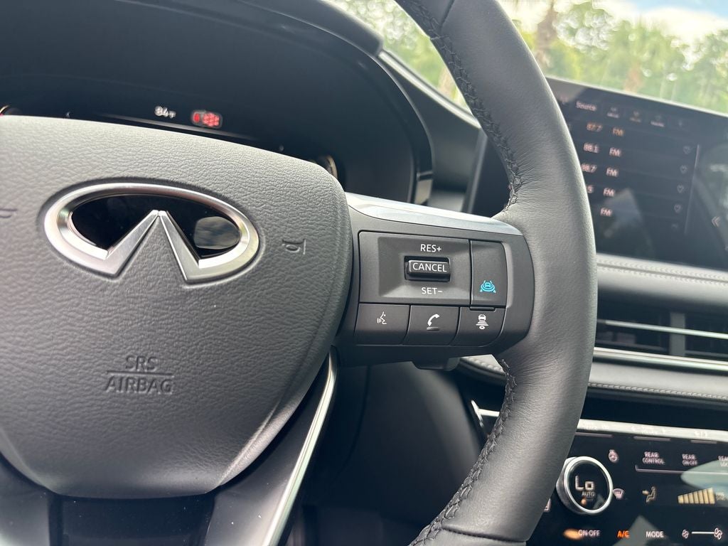 2027 INFINITI QX60 Luxe FWD