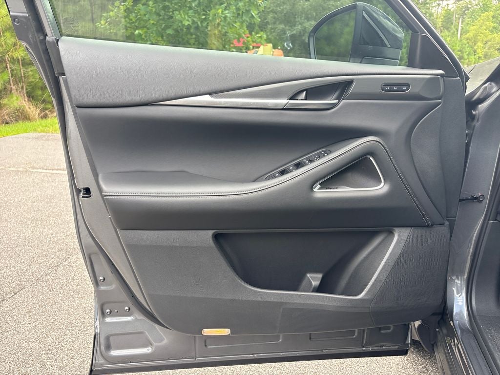 2027 INFINITI QX60 Luxe FWD