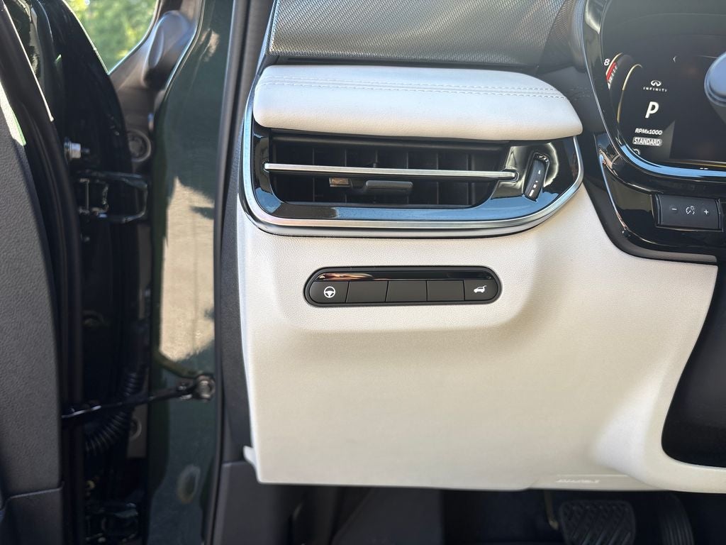 2027 INFINITI QX60 Luxe FWD