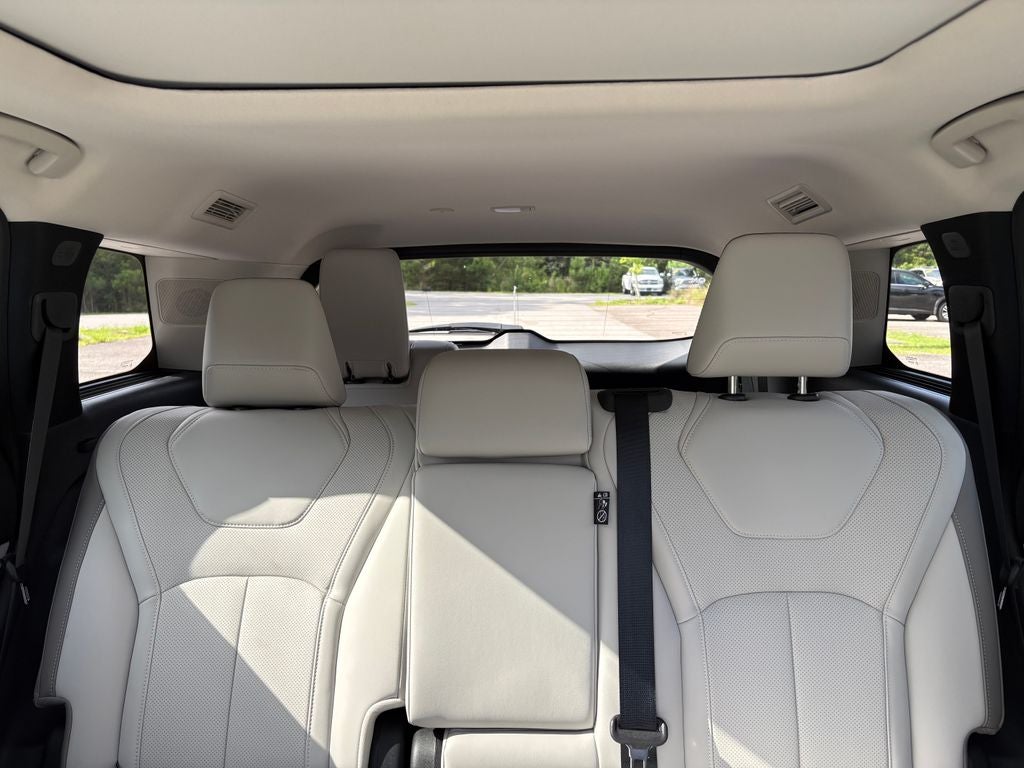 2027 INFINITI QX60 Luxe FWD