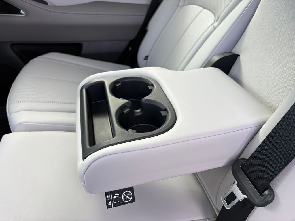 2027 INFINITI QX60 Luxe FWD
