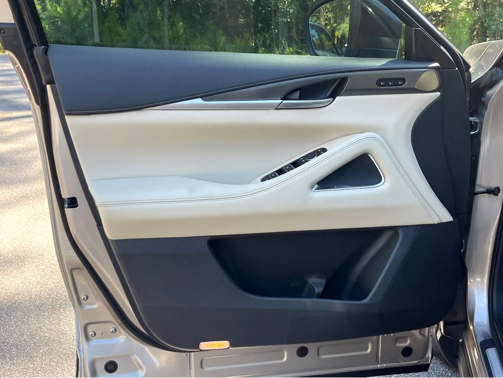 2025 INFINITI QX60 Luxe FWD