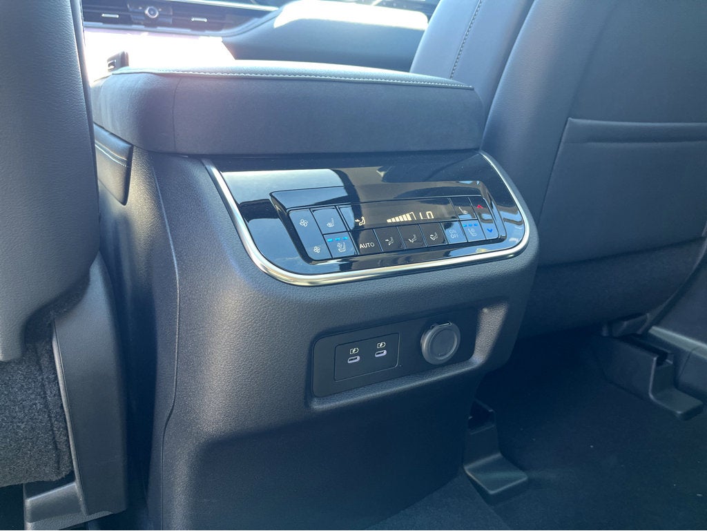 2025 INFINITI QX80 Luxe 2WD