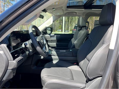 2025 INFINITI QX80 Luxe 4WD