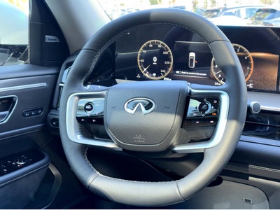 2026 INFINITI QX80 LUXE