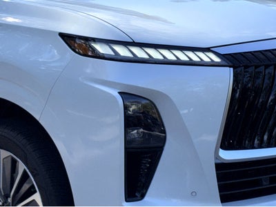 2026 INFINITI QX80 LUXE