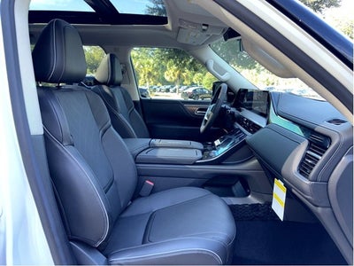 2026 INFINITI QX80 Luxe 4WD