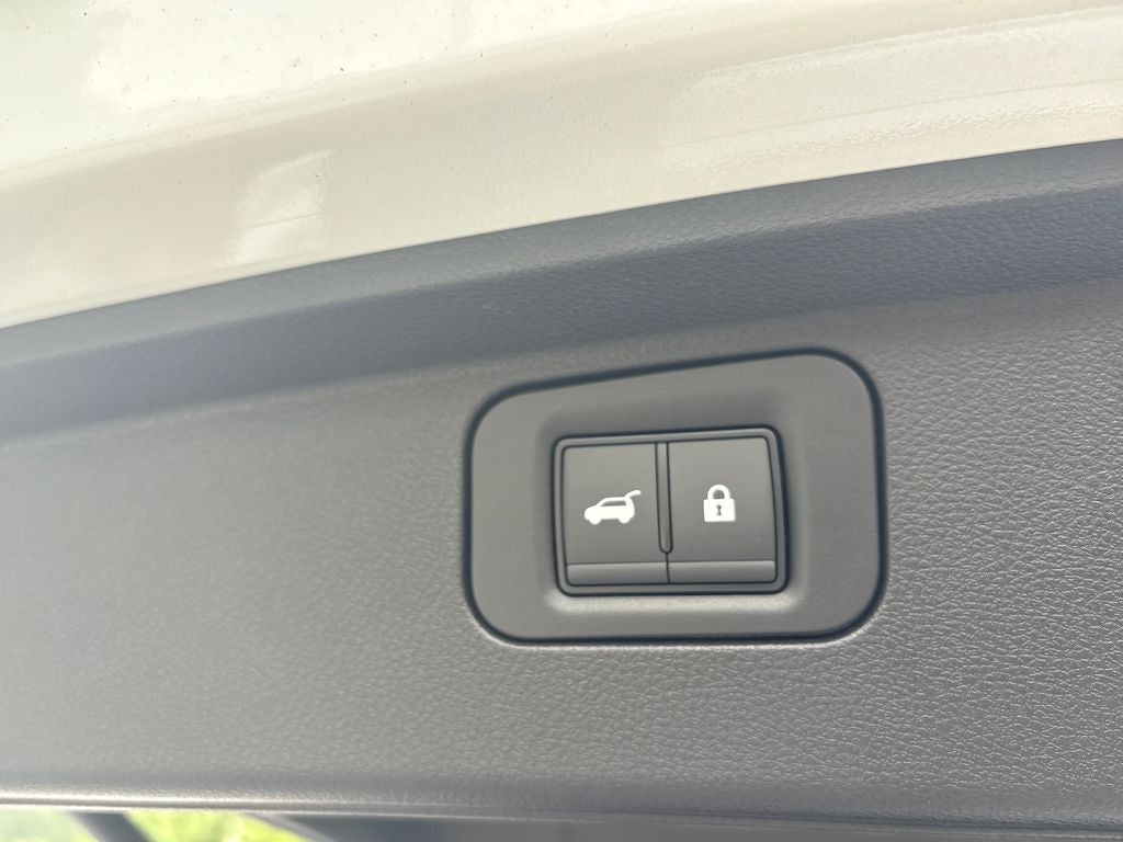 2027 INFINITI QX80 Luxe 2WD