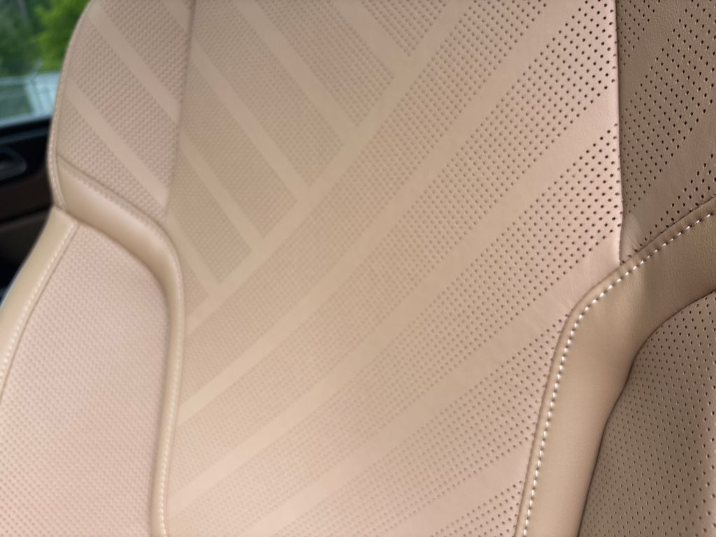 2027 INFINITI QX80 Luxe 2WD