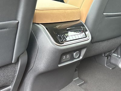 2027 INFINITI QX80 Luxe 2WD