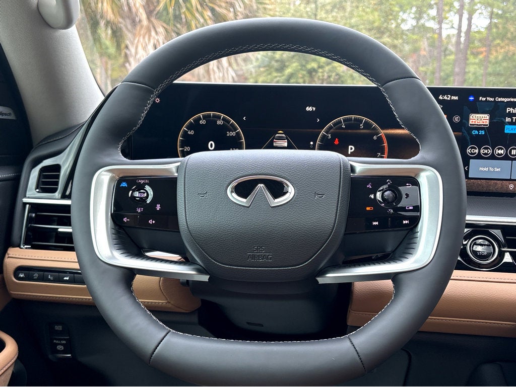 2026 INFINITI QX80 LUXE