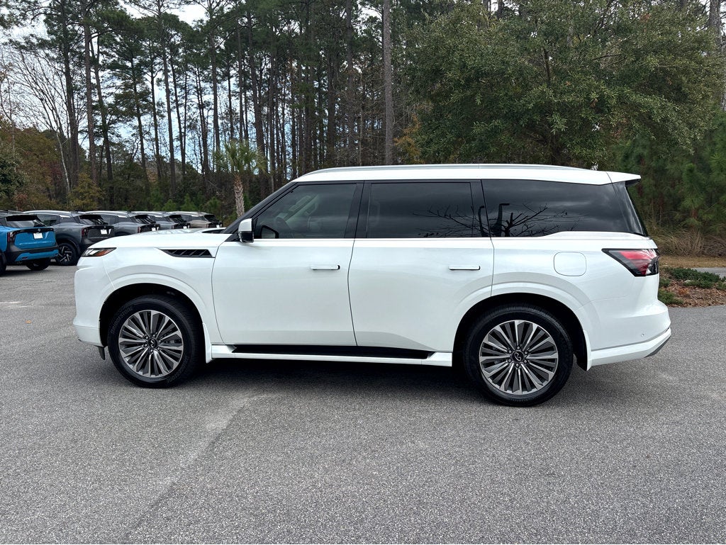 2026 INFINITI QX80 LUXE