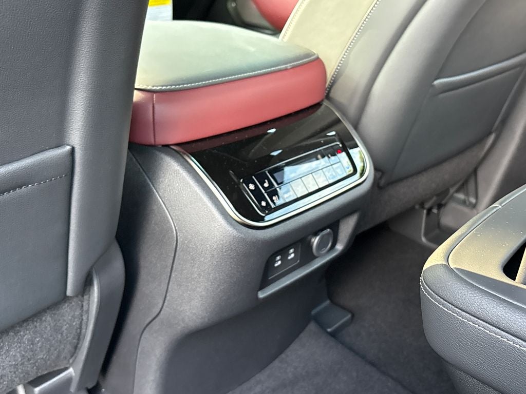 2027 INFINITI QX80 Autograph 4WD