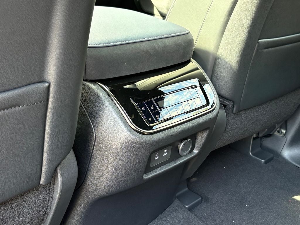 2027 INFINITI QX80 Sport 4WD