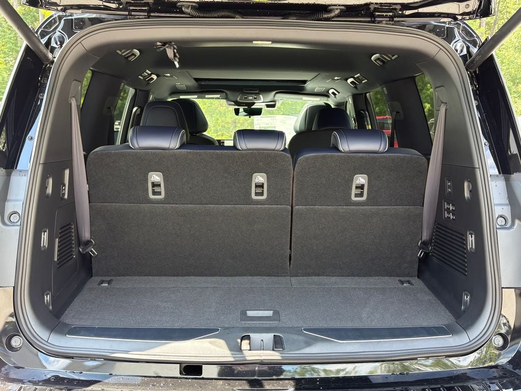 2027 INFINITI QX80 Sport 4WD