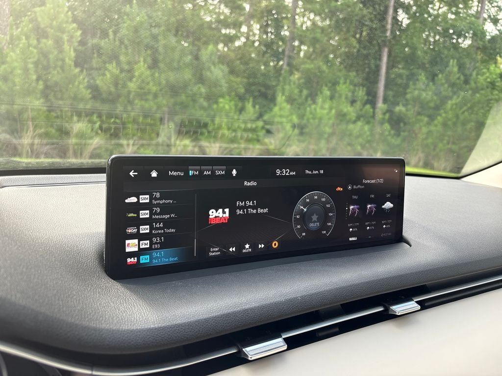 2023 Genesis GV70 2.5T