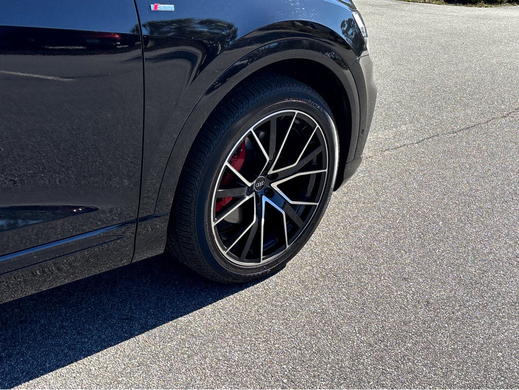 2021 Audi Q8 Premium Plus