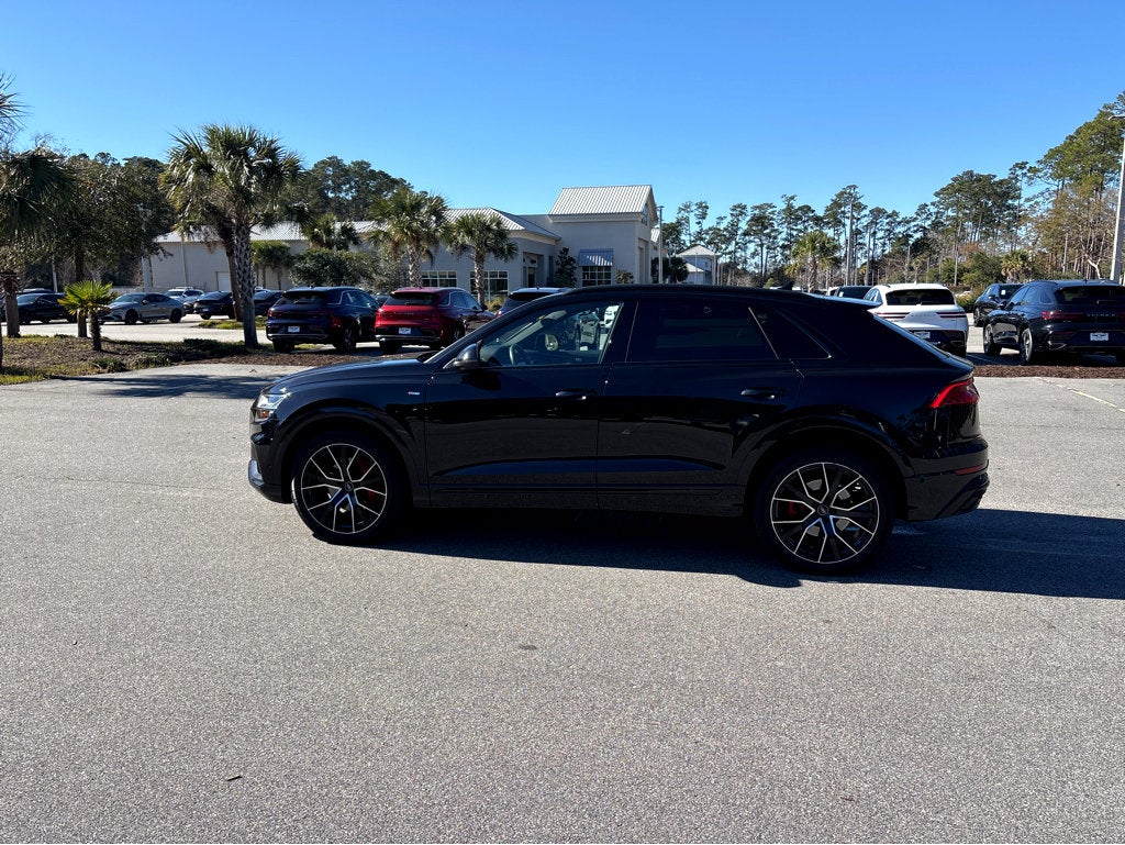 2021 Audi Q8 Premium Plus