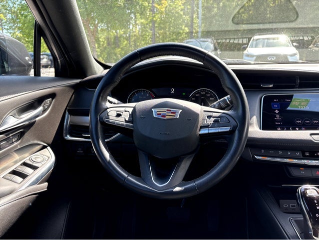 2023 Cadillac XT4 FWD Premium Luxury
