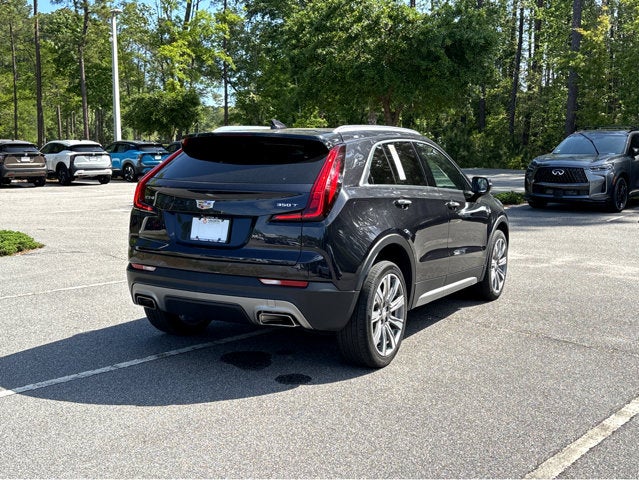 2023 Cadillac XT4 FWD Premium Luxury