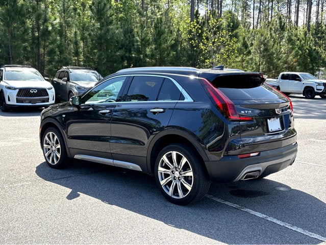 2023 Cadillac XT4 FWD Premium Luxury