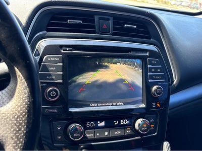 2017 Nissan Maxima SR