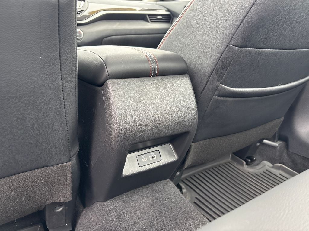 2024 Nissan Altima SR