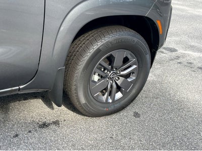 2025 Nissan Frontier SV