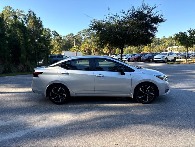 2025 Nissan Versa SR