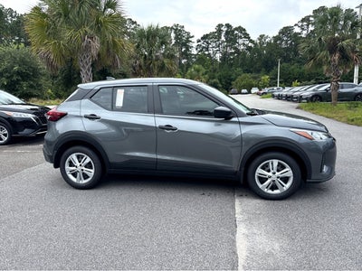 2025 Nissan Kicks Play S
