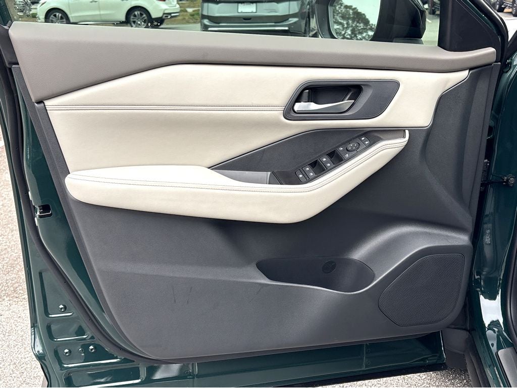 2026 Nissan Rogue Dark Armor™