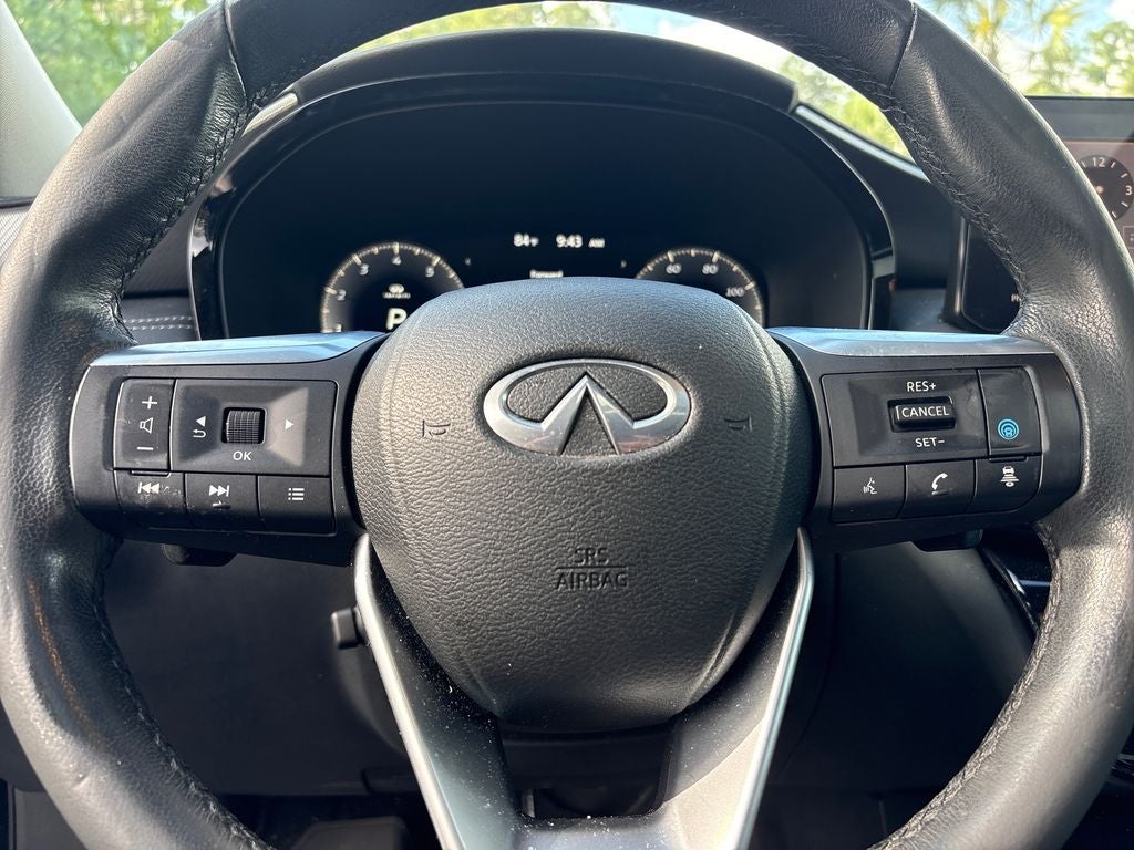 2023 INFINITI QX60 LUXE