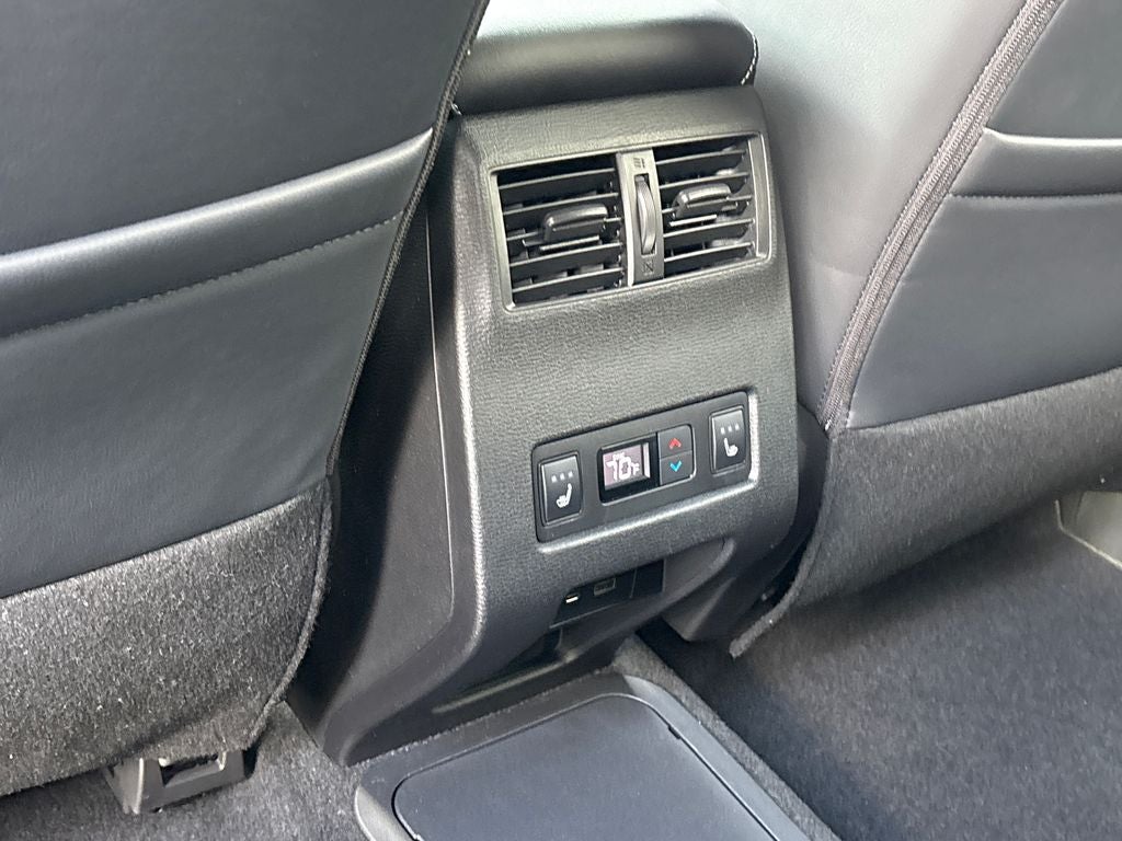 2026 Nissan Rogue Plug-In Hybrid Platinum