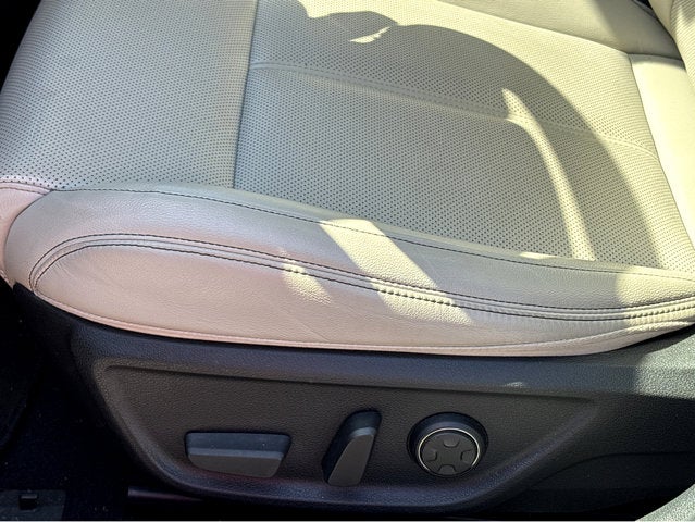 2021 Genesis G70 2.0T