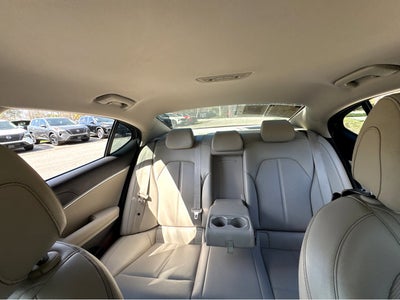 2021 Genesis G70 2.0T