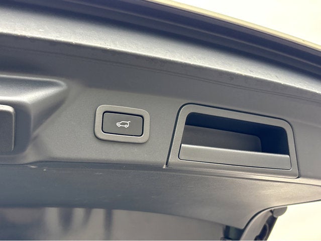 2019 Land Rover Range Rover Velar R-Dynamic SE