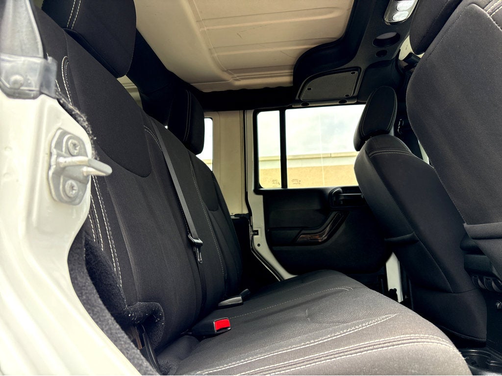 2018 Jeep Wrangler JK Unlimited Sahara