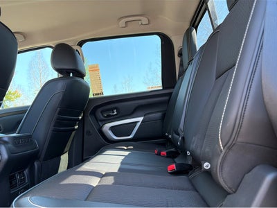 2017 Nissan Titan PRO-4X