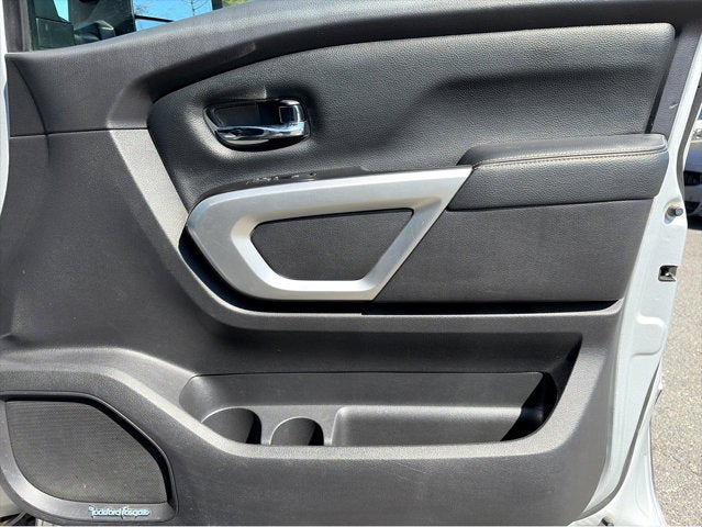 2017 Nissan Titan PRO-4X