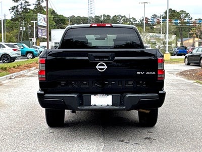 2024 Nissan Frontier SV