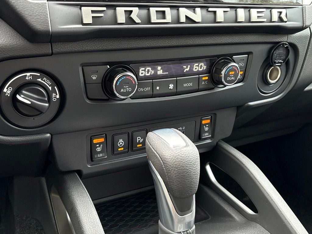 2027 Nissan Frontier SV