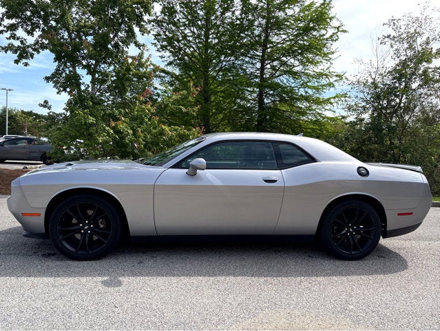 2018 Dodge Challenger SXT Plus